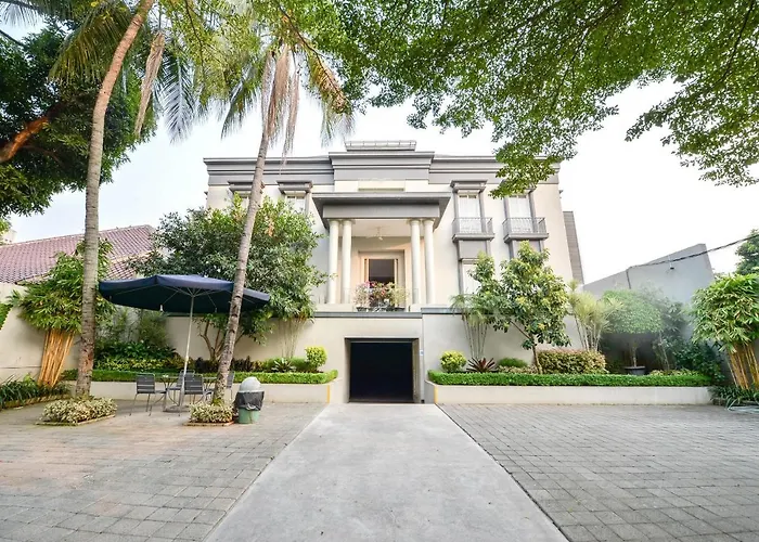 Home 899 Patal Senayan Jakarta